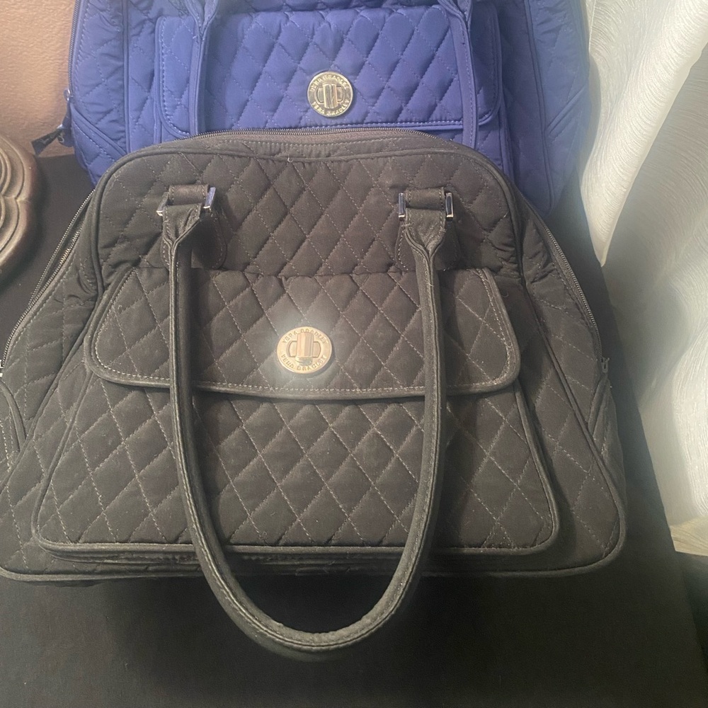 Women handbag’s 2hand bags black and blue priced together for 20.00